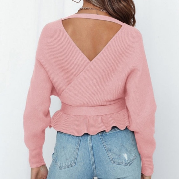 Saints + Secrets Faux Wrap Ribbed Ruffle Hem
Pink Sweater Size L - Picture 4 of 5